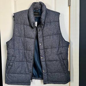 NWT! Banana Republic Factory Vest Large